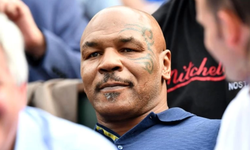 Dünyaca ünlü boksör Mike Tyson'dan Avusturya maçı öncesi millilere büyük sürpriz!