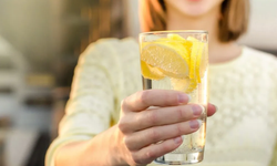 Limonlu suyun faydaları: Sağlıklı yaşam ve kilo vermek için ideal