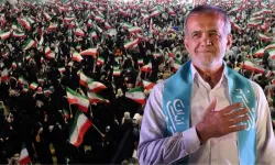 İran'ın yeni Cumhurbaşkanı Pezeşkiyan ‘Türk'ün Beli Eğilmez’ şarkısı ile zaferini kutladı