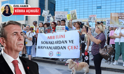 Hayvan hakları savunucularından ABB'nin önünde Mansur Yavaş'a ihtar