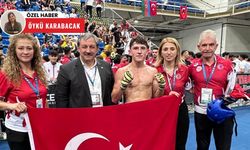 Polatlılı Taha Emir Tarhan, Dünya Kick Boks Şampiyonu!