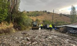 Çubuk’ta şiddetli yağış mahalleleri vurdu