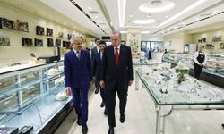 Cumhurbaşkanı Erdoğan, Ankara'da bir pastaneyi ziyaret etti