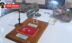 ABD tarafından hediye edilen ay taşı MTA Tabiat Tarihi Müzesinde sergileniyor