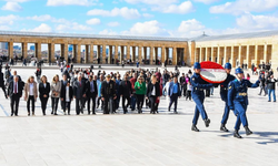 Etimesgutlu muhtarlardan Anıtkabir’e anlamlı ziyaret