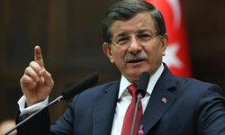 Ahmet Davutoğlu: "Bugün Görevde Olsaydım Beyrut'a İnerdim"