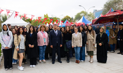 Gençler Mogan Gölü'nde Belediyenin Misafiri Oldu!