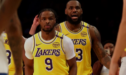 NBA’deki baba-oğul performansıyla LeBron ve Bronny James tarihe geçti