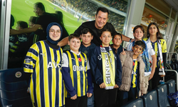 Fenerbahçe stadyumunda sevinç anları! Acun Ilıcalı, yetim çocukları ağırladı