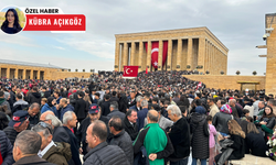 Binlerce kişi Anıtkabir’e akın etti!