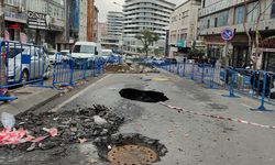 Güngören’de çöken yol hala trafiğe açılmadı, vatandaşlar mağdur