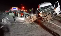 Yozgat'ta can pazarı! Minibüs otomobille çarpıştı: Çok sayıda ölü ve yaralı var