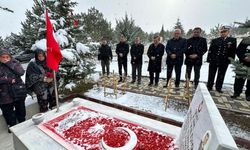 Şehit Binbaşı Mete Yıldırım kabri başında dualarla anıldı