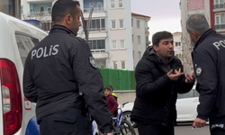 Aksaray'da ilginç olay! Polise beni döv diye yalvardı