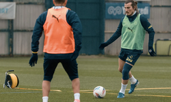 Fenerbahçe'de Çağlar Söyüncü'den sevindiren haber! Derbi öncesi antrenmana katıldı