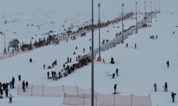 Yıldız Dağı Kayak Merkezi, ekonomik fiyatlarla kayak tutkunlarını ağırlıyor