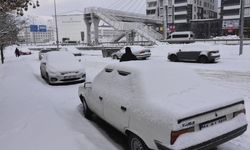 O ilde 77 köy yolu ulaşıma kapandı! Kar kalınlığı 15 cm oldu!