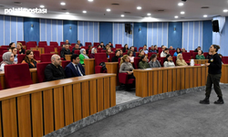 Altındağ Belediyesi'nden Anlamlı Seminer: "En İyi Narkotik Polisi Anne"