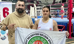 Pınar Çetin'den Bir Büyük Başarı Daha! Kickboks Türkiye Şampiyonu!