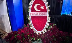 Bahçeli’den AK Parti Kongresi’ne anlamlı çiçek jesti!