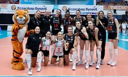 Kupa Voley'de ilk yarı finalist Eczacıbaşı!