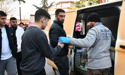 Mamak Belediyesi'nden öğrencilere sıcak çorba ikramı