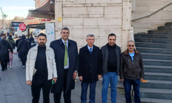 Mamak Kaymakamı Sırmalı, Cuma Namazı Sonrası Esnaf Ziyareti Gerçekleştirdi