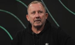 Sergen Yalçın Galatasaraylı futbolcu Jakobs'a sert sözlerle yüklendi