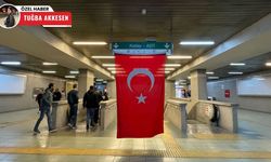 Ankara metroları Türk bayraklarıyla donatıldı