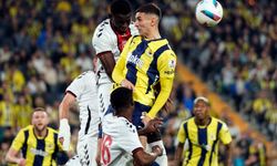 Trendyol Süper Lig: Fenerbahçe: 0 - Samsunspor: 0 (İlk yarı)