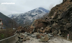 Ordu Çatalpınar'da Feci Heyelan! Karayolu Çift Şerit Kapandı