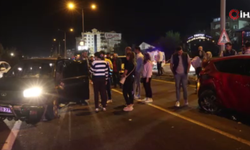 Kırmızı ışıkta bekleyen otomobillere daldı: Ortalığı savaş alanına çevirdi!