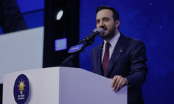 AK Partili isim İBB operasyonlarına yorum yaptı: "Hırsız ile polisin arasına girilmez"