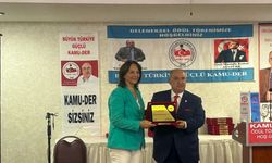 CHP'li Aliye Timisi Ersever’e “Yılın Milletvekili” ödülü verildi