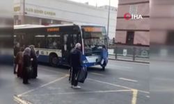 Ankara'da bir kadın trafiği birbirine kattı