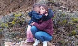 Aracıyla çarpıp kaçtı: 2 çocuk annesini can verdi!