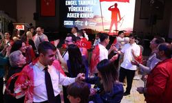Ankara'da gönüllere dokunan etkinlik: Engelli gençler için Asker Kınası yapıldı