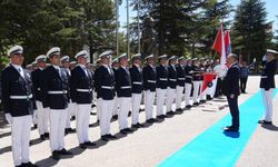Bakan Yerlikaya Polis Akademisi’ni ziyaret etti