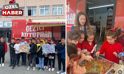 Gezici Kütüphane Bala'da öğrencileri kitaplarla ve ebru sanatıyla buluşturdu