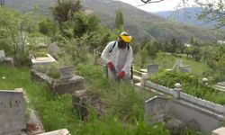 Beypazarı'nda bayram öncesi mezarlıklarda temizlik seferberliği