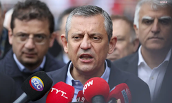 CHP lideri Özgür Özel, Silivri’ye gitti!