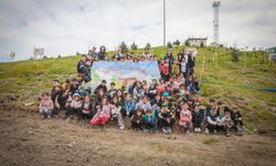 Çocuklar, yeşil bir Keçiören için fidan dikti