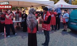 Polatlı'da anlamlı sürpriz: 19 Mayıs kutlamaları sırasında evlilik teklifi etti