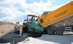 Kahramankazan’da rekor asfalt seferberliği sürüyor
