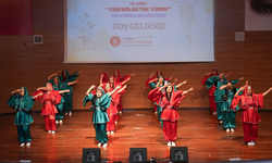 Keçiören Halk Oyunları Topluluğu’ndan “Yedi Bölge Tek Yürek” gösterisi