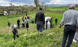 Öğrenci servisi devrildi! Ortalık can pazarına döndü