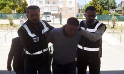 Annesini bıçaklayarak öldüren zanlı adliyeye sevk edildi