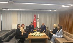 AK Parti heyetinden DEM Parti’ye bayram ziyareti