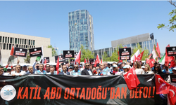 Ankara’da siyah çelenkli eylem: “Mazluma sessizlik zulme ortaklıktır”