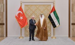 Bakan Güler, BAE'de Savunma Bakanı ile görüştü
